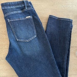 EUC Size 12 White House Black market Jeans